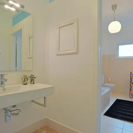 Liverpool Antic 5 Bedrooms Lisbona