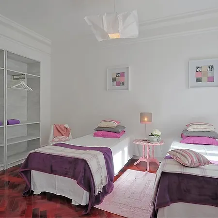 Liverpool Antic 5 Bedrooms *