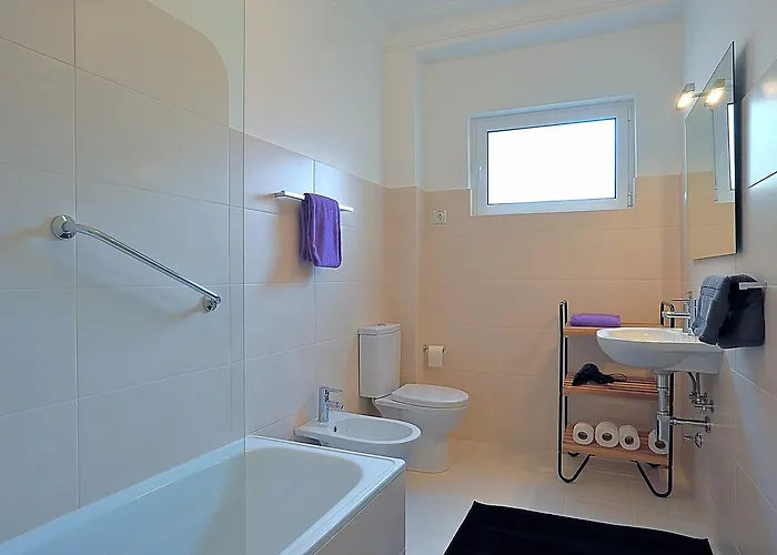 Liverpool Antic 5 Bedrooms Διαμέρισμα Lisboa